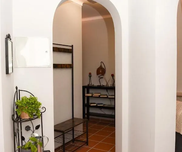 The Quiet Loft D'el Rey Golf Apartman *